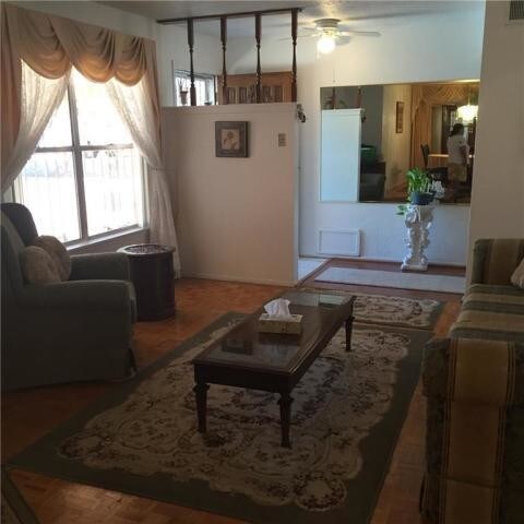 Building Photo - 7916 Parral Dr