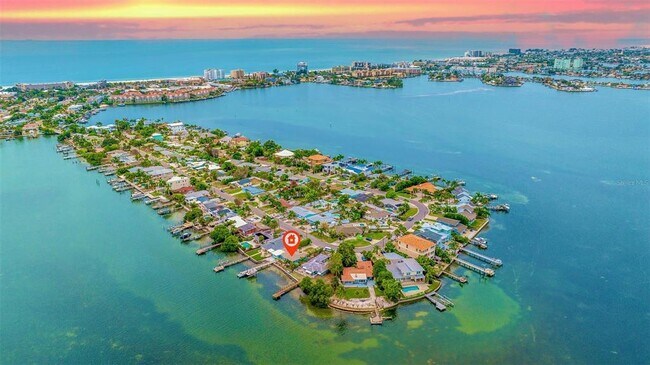 Building Photo - 840 Boca Ciega Isle Dr
