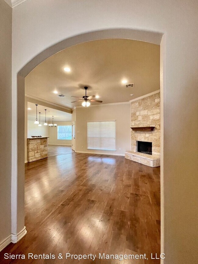 Foto del edificio - 4 br, 2 bath House - 2511 Traditions Dr.