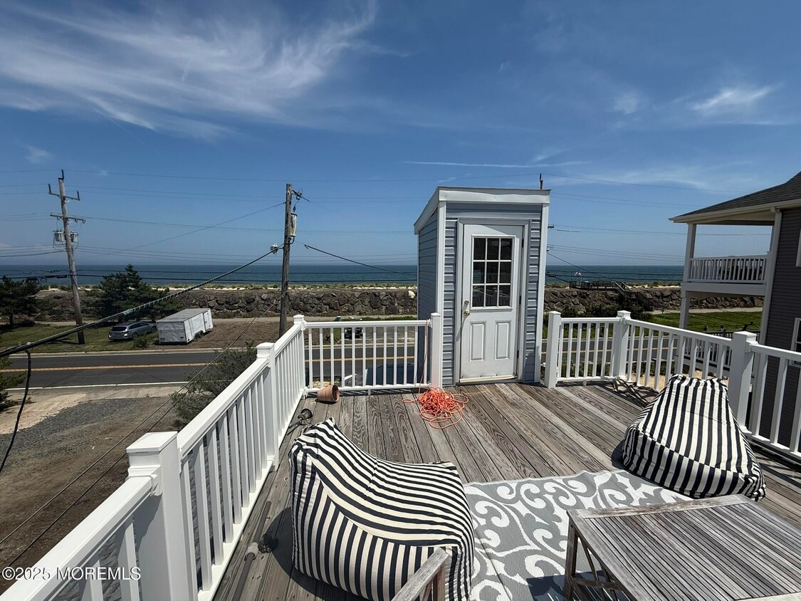Foto principal - 244 Ocean Ave