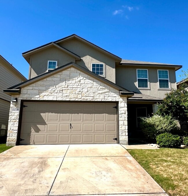 Photo - 14218 Minette Loop House