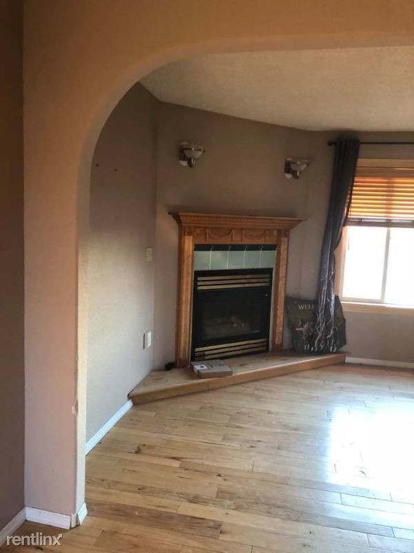 Building Photo - 5 br, 4.5 bath House - 1338 Plateau Rd