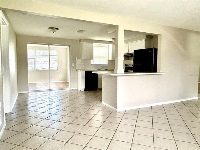 Foto del edificio - 4653 Darlington Rd