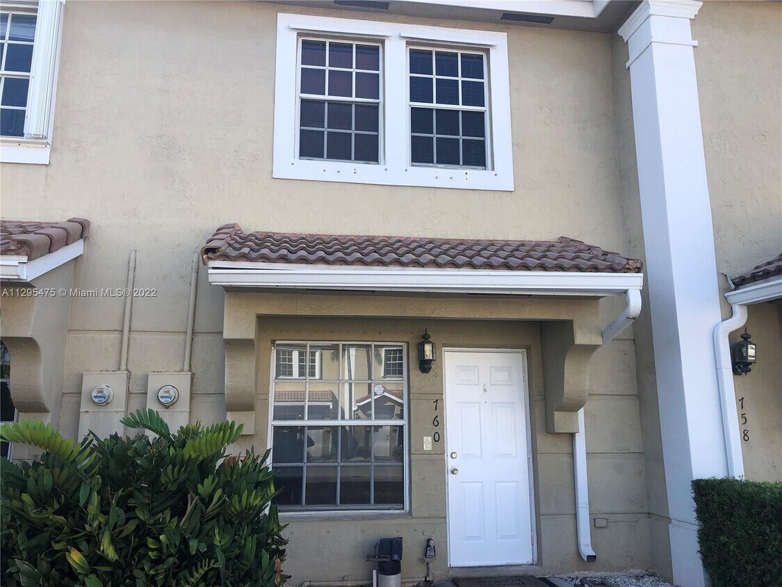 760 S W 122nd Terrace, Pembroke Pines, FL 33025 Townhome Rentals in
