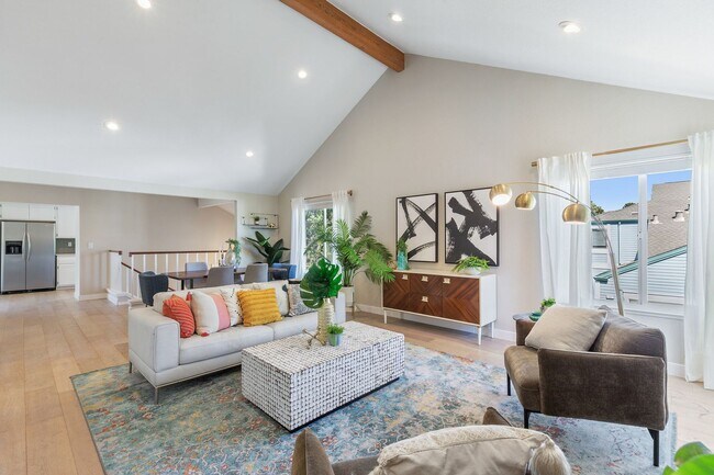 Foto del edificio - Spacious Alameda Brittany Bay Landing Town...