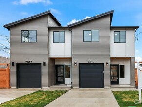 Building Photo - 7619 SE Clackamas St