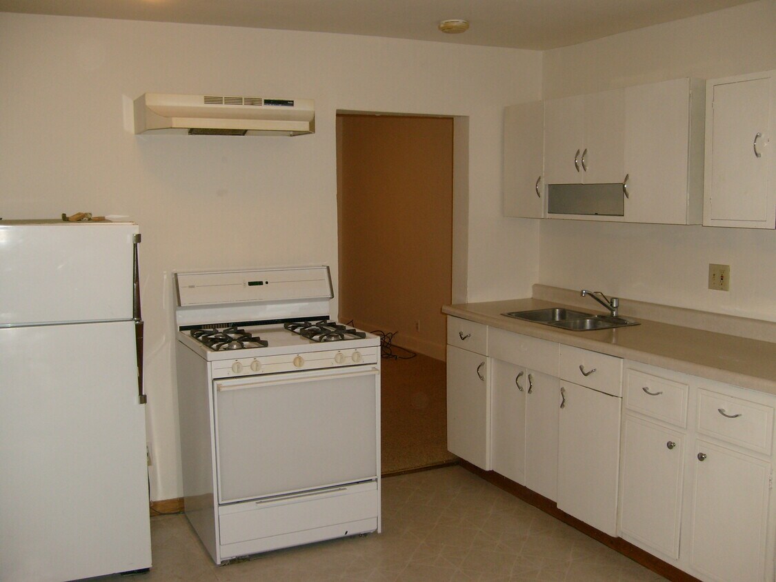 606 9th St N, La Crosse, WI 54601 606 9th St N La Crosse, WI