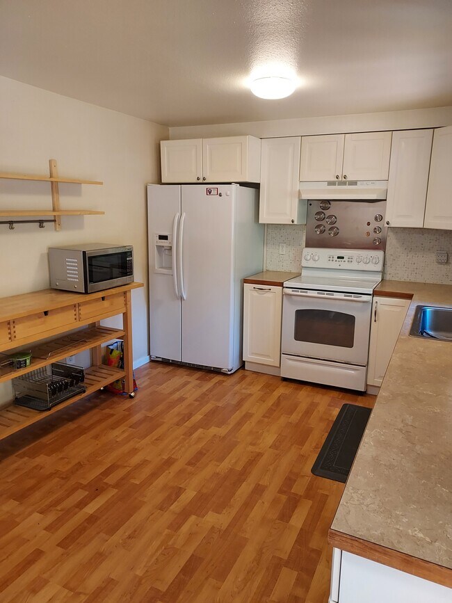 18809 Harris Ave NE, Suquamish, WA 98392 House Rental in Suquamish, WA