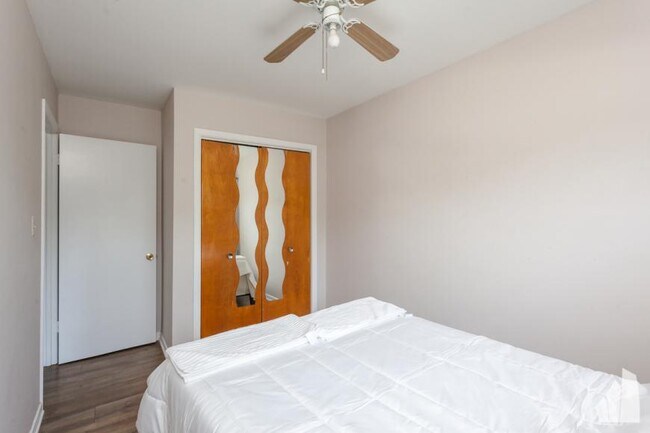 Foto del edificio - 2 bedroom in Chicago IL 60626