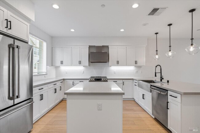 Foto del edificio - 219 Gambrel Cir