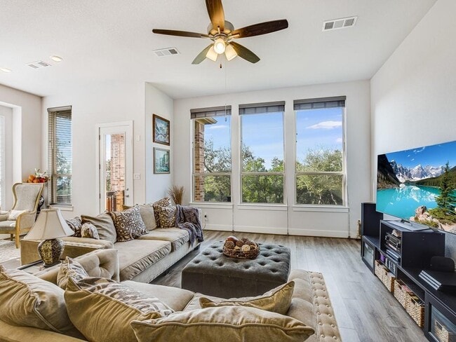 Foto del edificio - 8409 Prairie Rye Dr