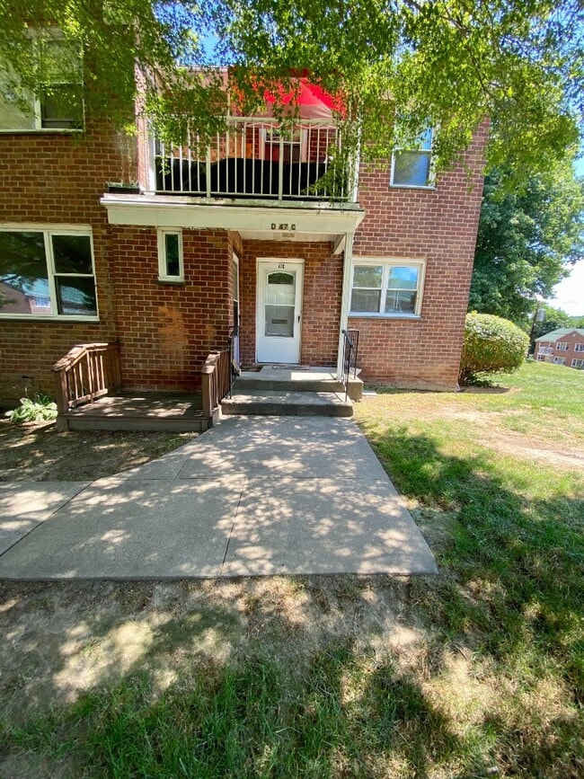 Building Photo - 157 White Plains Rd