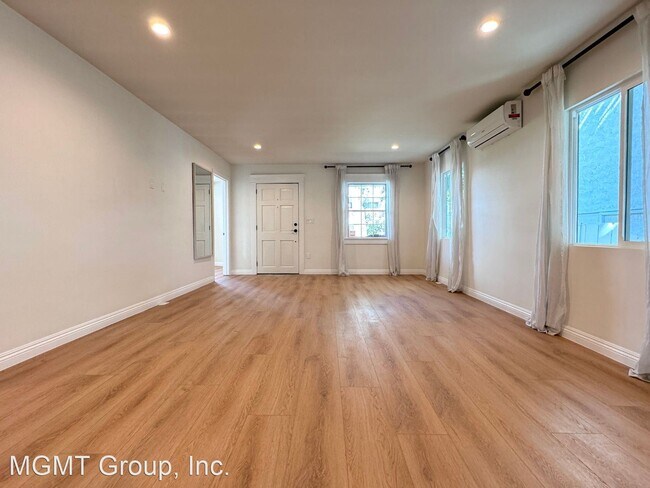 Foto del edificio - 2 br, 2 bath House - 8970 Cynthia St