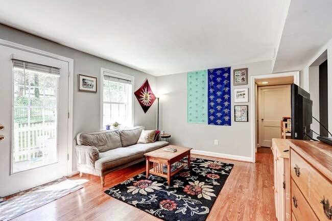 Large seating area in Living Room - 2908 13th Rd S