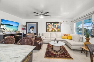 Building Photo - 181 Lyndhurst L
