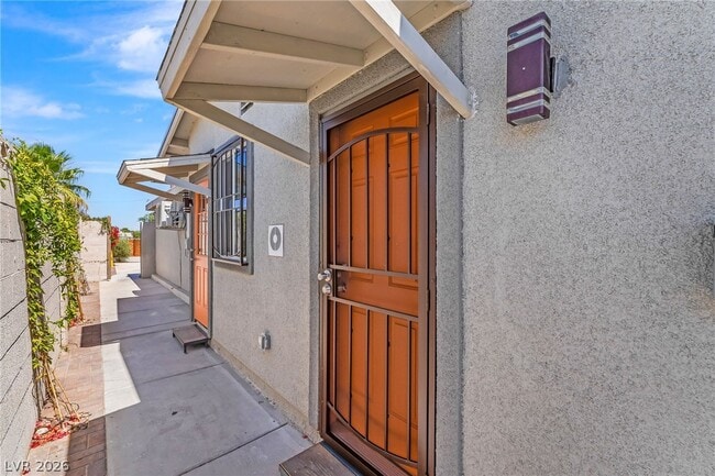 Building Photo - 5149 Poncho Cir