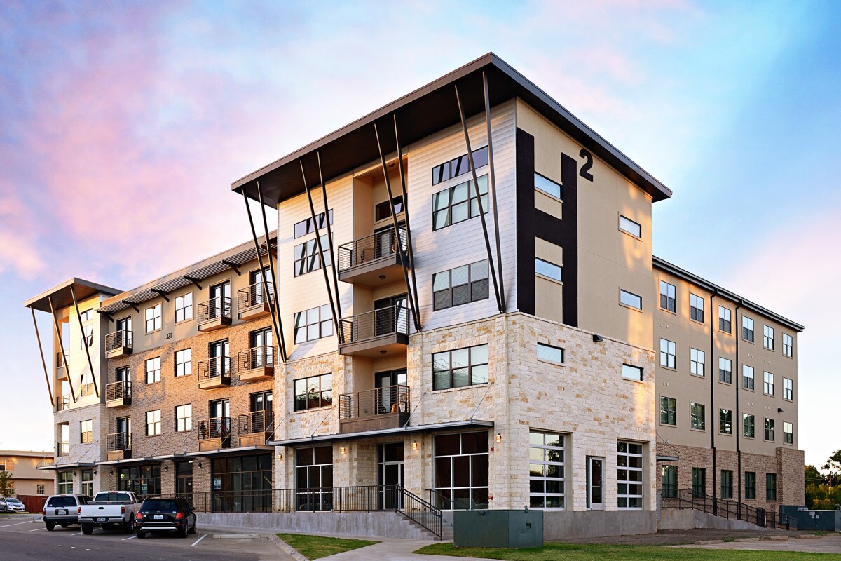 H Squared Rentals in Denton at 321 W Hickory St Denton, TX