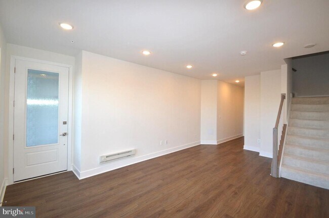 Building Photo - 21838 Beckhorn Sta Ter