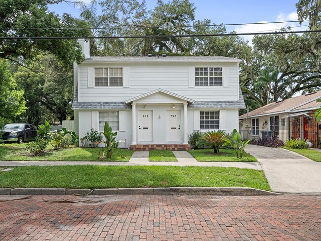Building Photo - 730 Putnam Ave