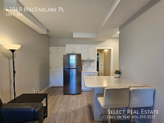 Building Photo - 47049 MacFarlane Pl