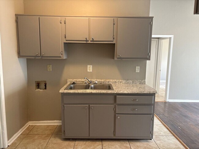 Foto del edificio - Newly Listed Home in Oakhaven