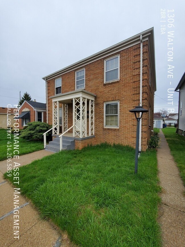 1306 Walton Ave Unit B, Racine, WI 53402 Room for Rent in Racine, WI