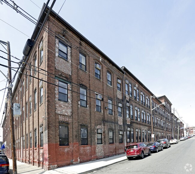 44 Beech St, Paterson, NJ 07501 Apartments Paterson, NJ