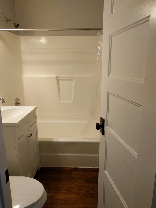 Building Photo - 8608 Harrison Way