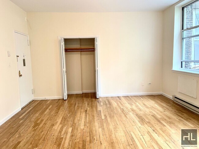 Building Photo - WEST 73 STREET