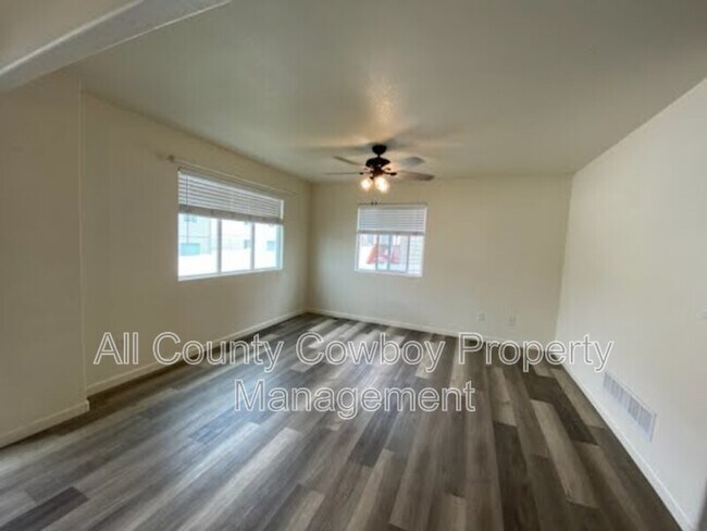 Foto del edificio - 4020 Raindancer Trail