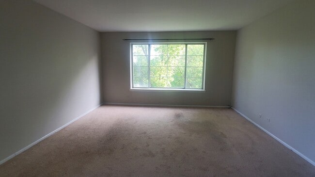 Building Photo - 1455 Shermer Rd
