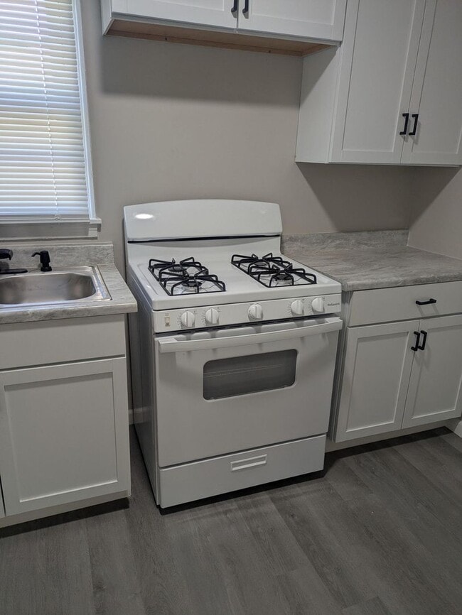 Building Photo - 2143 S Wichita St