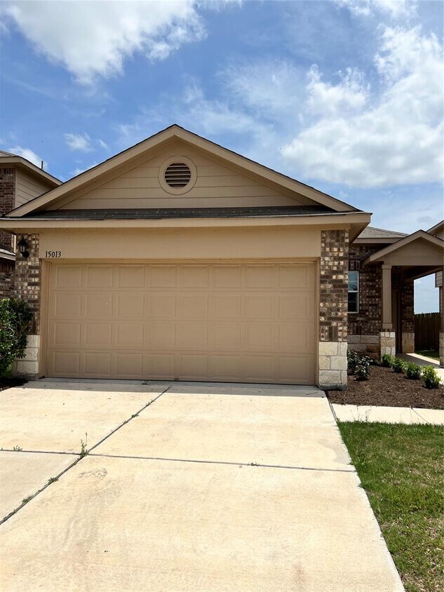 Foto principal - 15013 Jolynn St