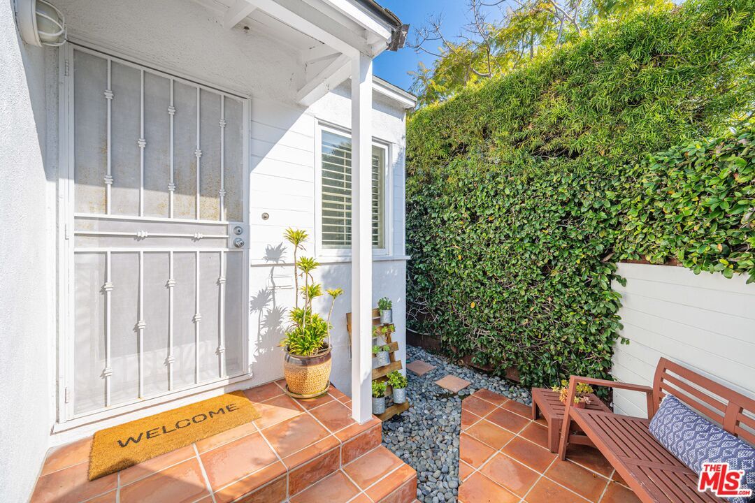 2340 Abbot Kinney Blvd Houses in Los Angeles, CA Westside Rentals