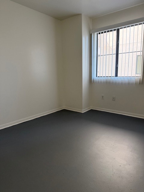 Building Photo - Mimmim Town Homes