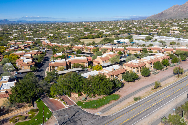 Foto del edificio - Skyline Villas