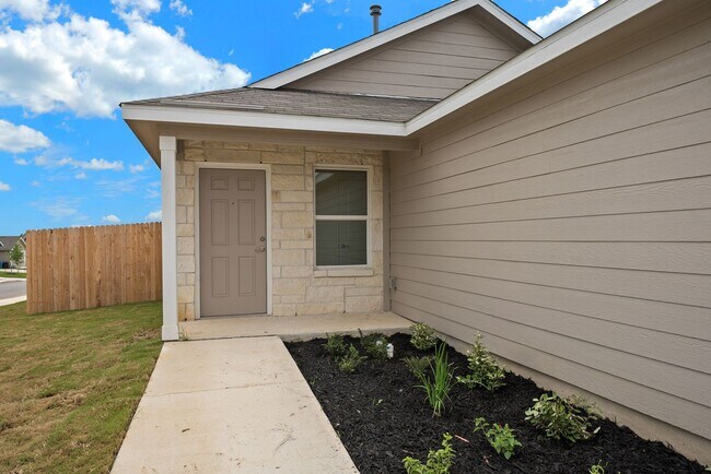 Building Photo - 1402 Azul Way