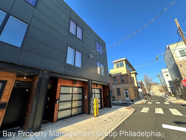 Building Photo - 3 br, 3 bath House - 2526 E Albert St