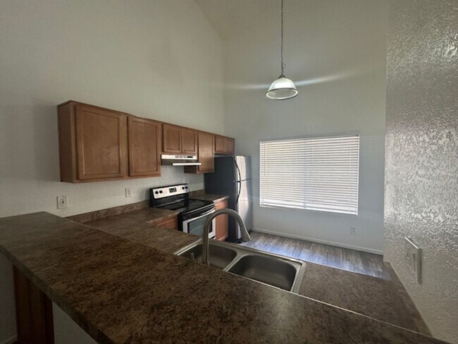 Foto del edificio - 1 bedroom with loft - or 2nd bedroom - w/d...