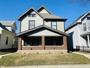 Building Photo - 734 Orange St