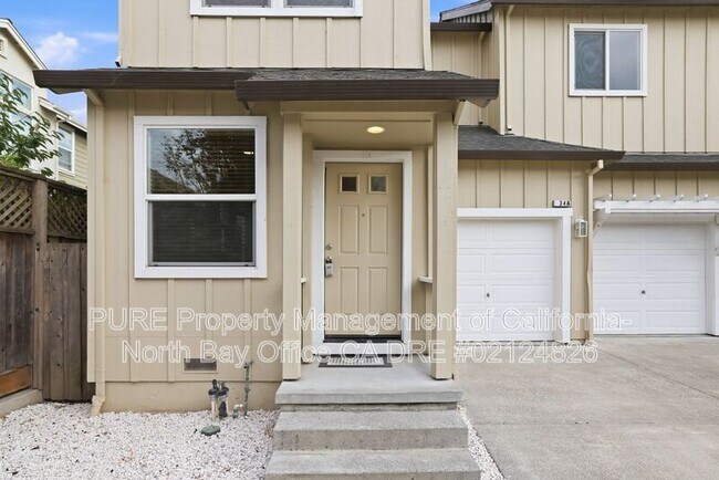 Building Photo - 34 Randall Ln