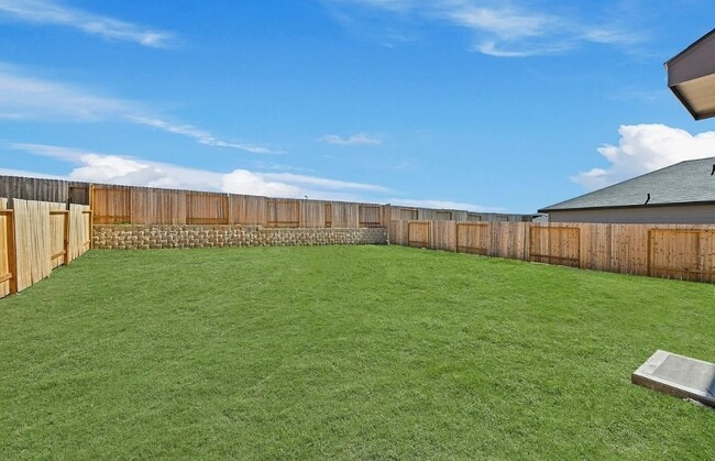 Building Photo - 40826 Hawthorne Glades St