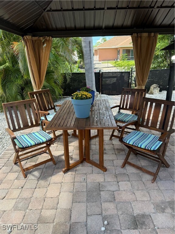 Foto del edificio - 27044 Williams Rd