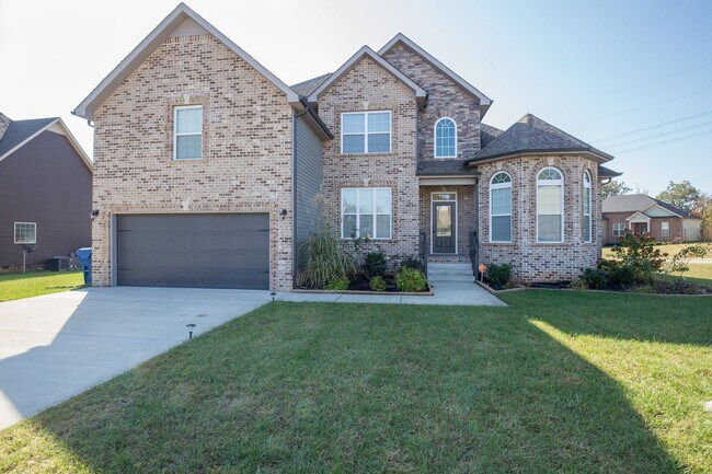 Building Photo - Huge 4 bd 3 ba Sango Go!