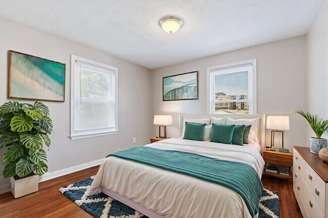 Foto del edificio - 1355 Ida Ave