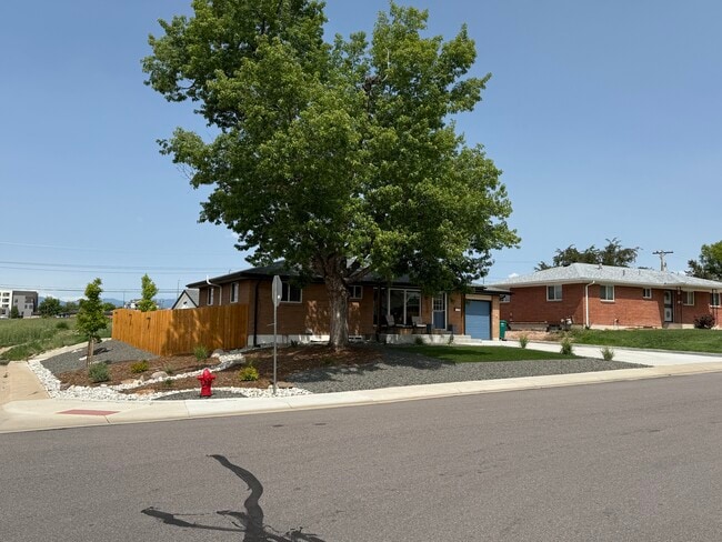 Building Photo - 7101 Clay St