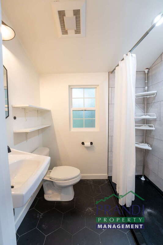 Building Photo - 73A Tamalpais Rd