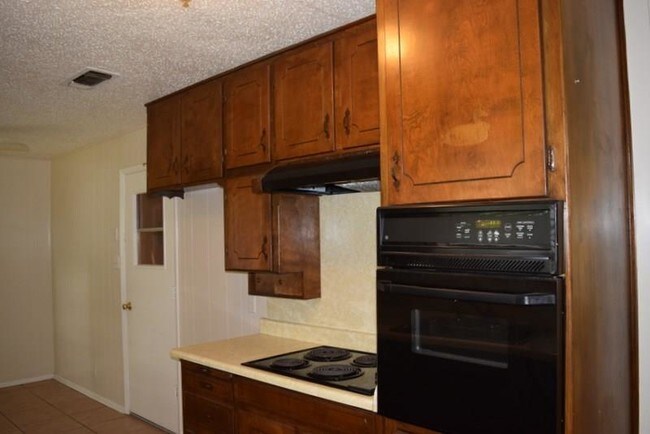 Foto del edificio - 6632 Harrison Way