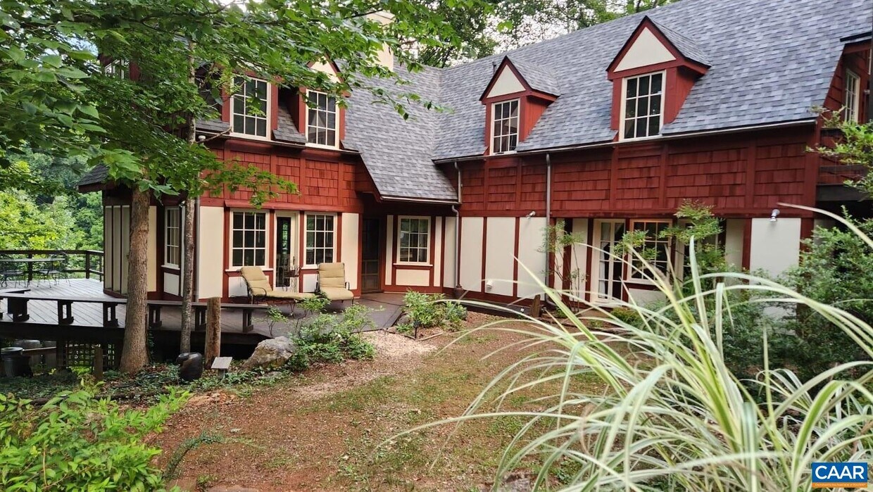 Primary Photo - 5836 Taylor Creek Rd
