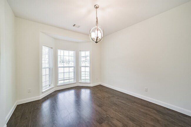 Foto del edificio - 10618 Bassoon Dr